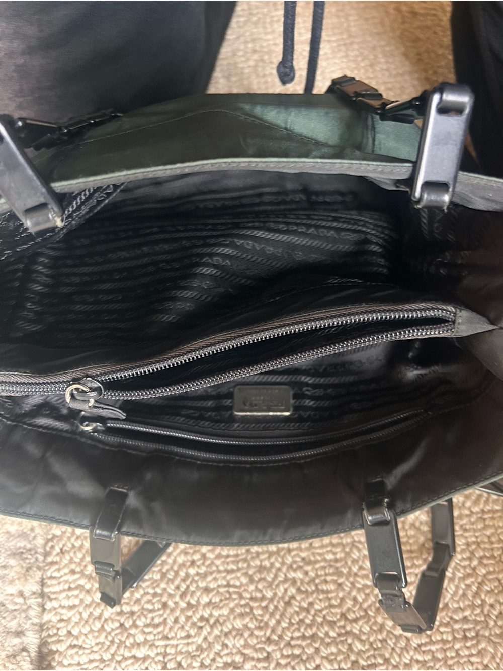 PRADA Shoulder Bag in Dark Green with Chain Strap - Picture 8 of 10